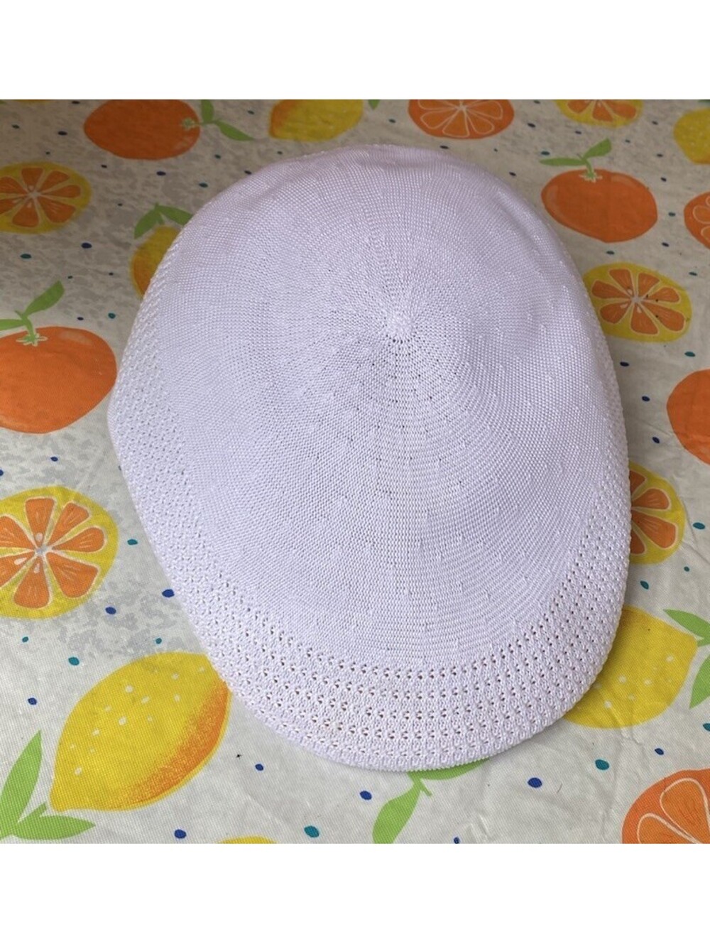 Kangol Hat Cap Fitted Flat Mens Size XL White Tropic Lightweight Summer Golf